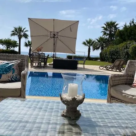 Ionion Beachfront Villa *
