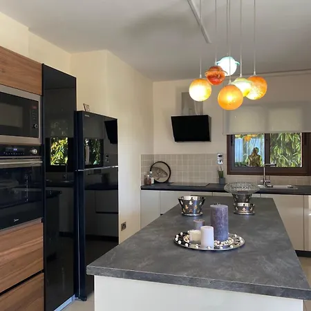 Villa Ionion Beachfront Ayia Napa
